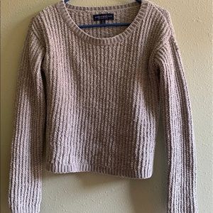 Long sleeve gray crop top sweater
